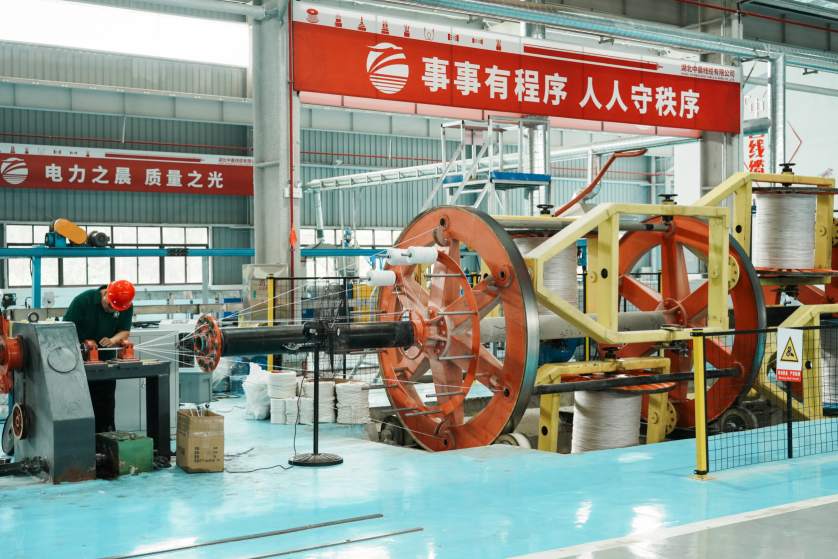 农村电线布管：科学规划与安全保障，点亮乡村每一处角落